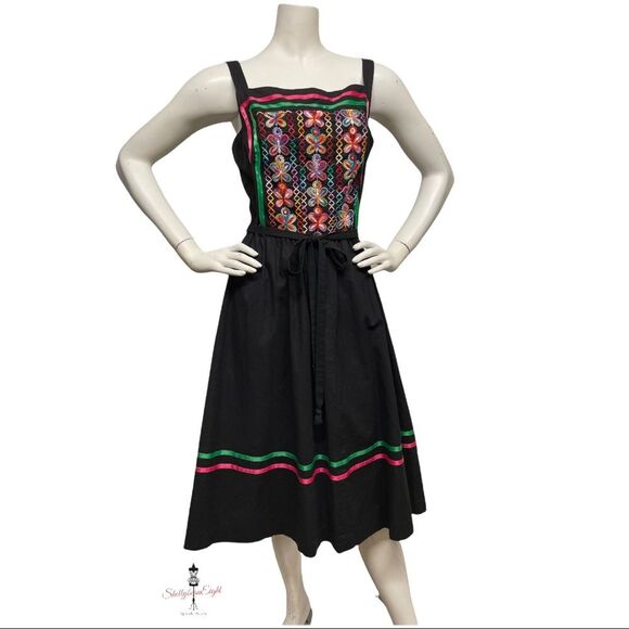 VINTAGE 70s 80s Embroidered BUTTERFLIES Folk Art Peasant Sun Dress Boho 8 10 M - Picture 10 of 16